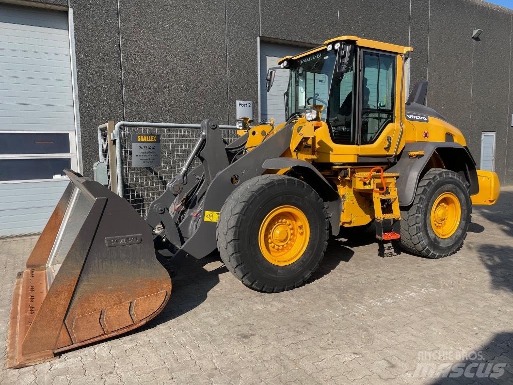 Volvo L70H Gumikerekes homlokrakodók