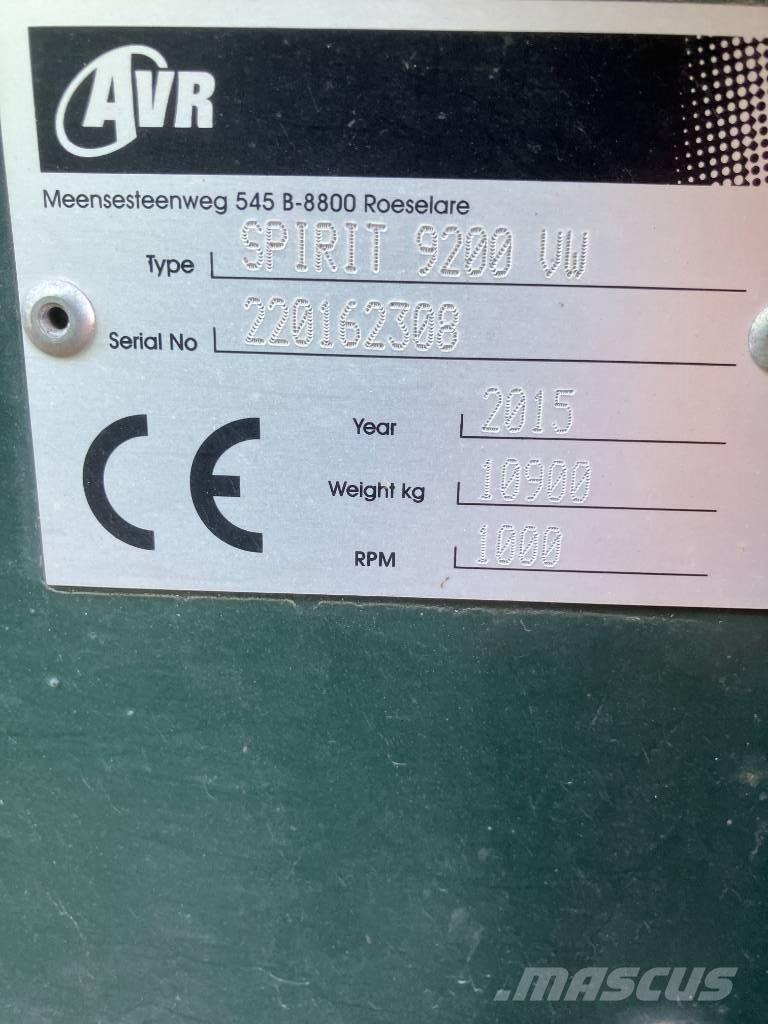 AVR 9200 Burgonya kombájnok és kiszedők