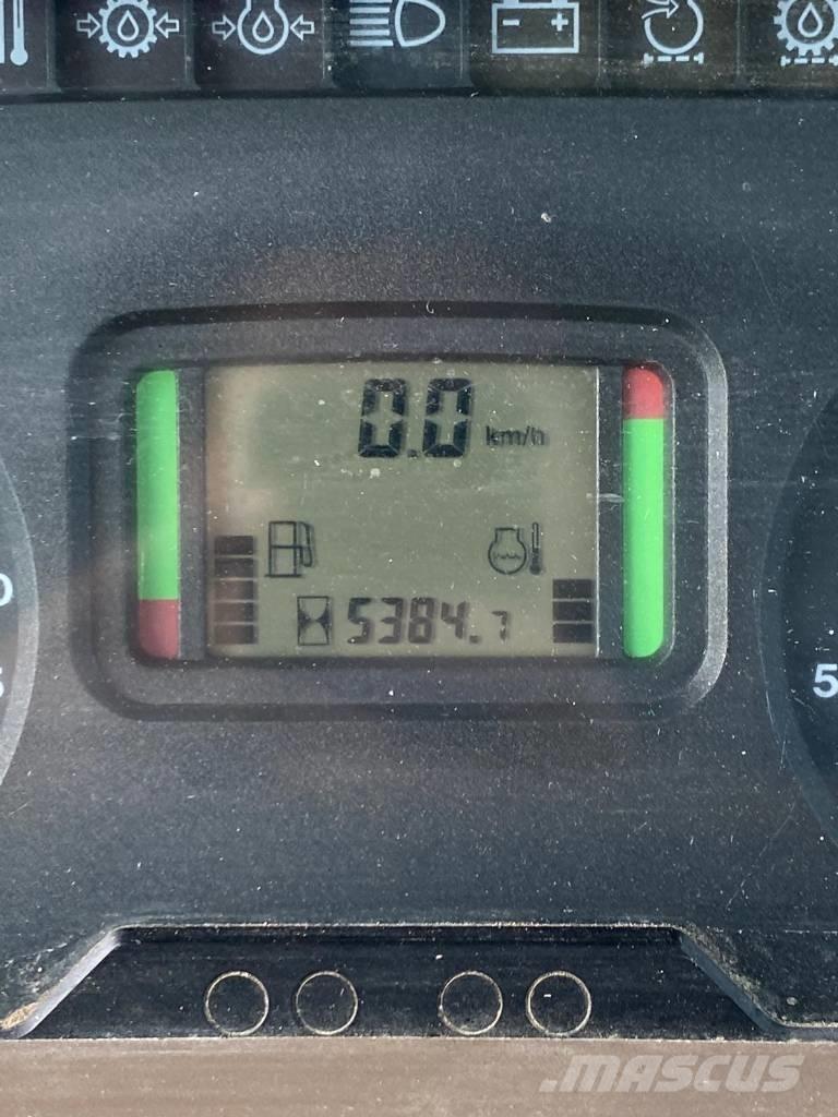 John Deere 6534 Traktorok