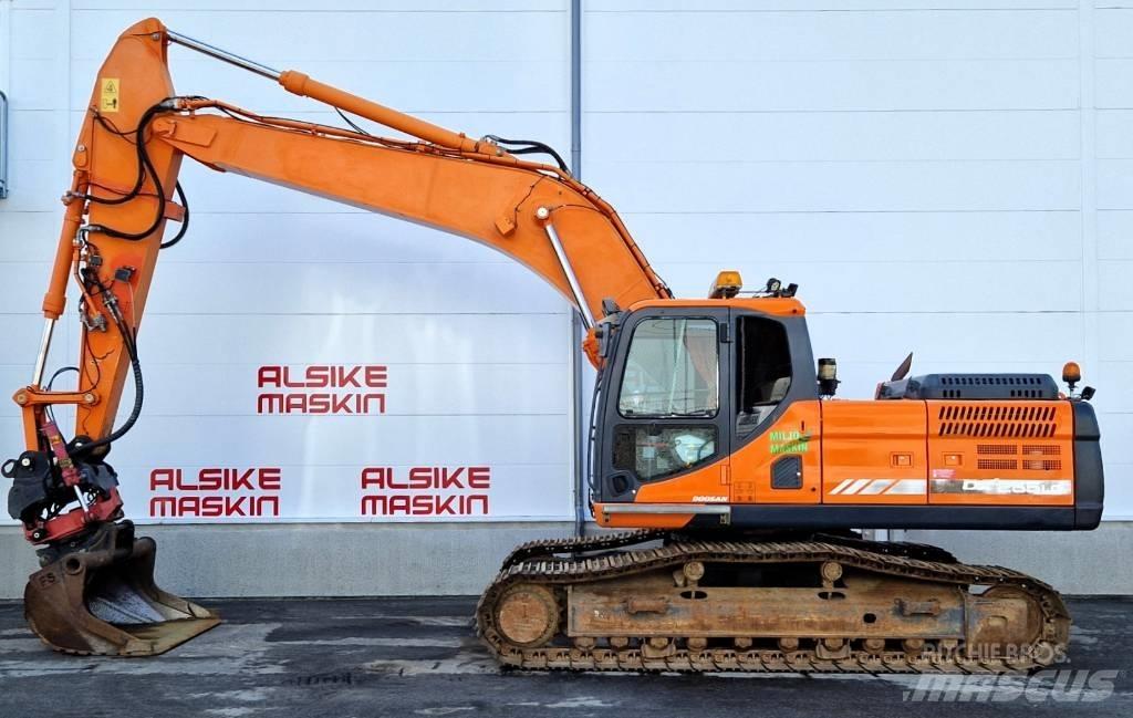 Doosan DX 255 LC-3 Lánctalpas kotrók