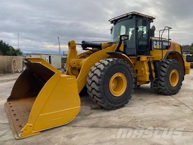 CAT 966 M Gumikerekes homlokrakodók