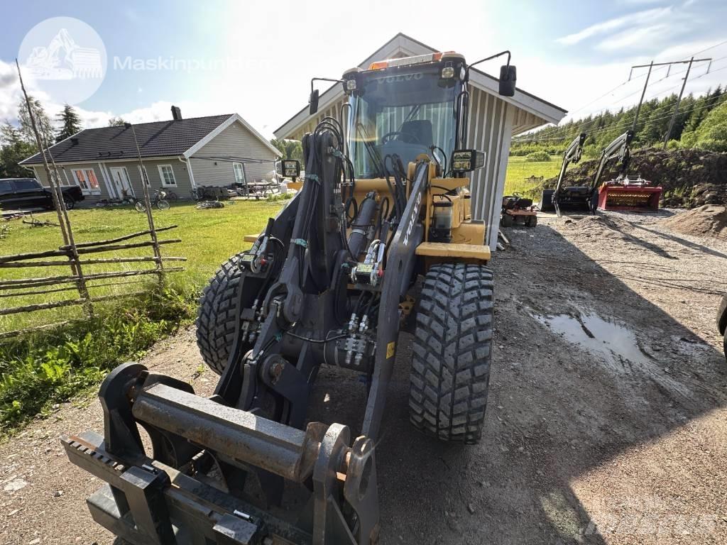 Volvo L 35 G Gumikerekes homlokrakodók