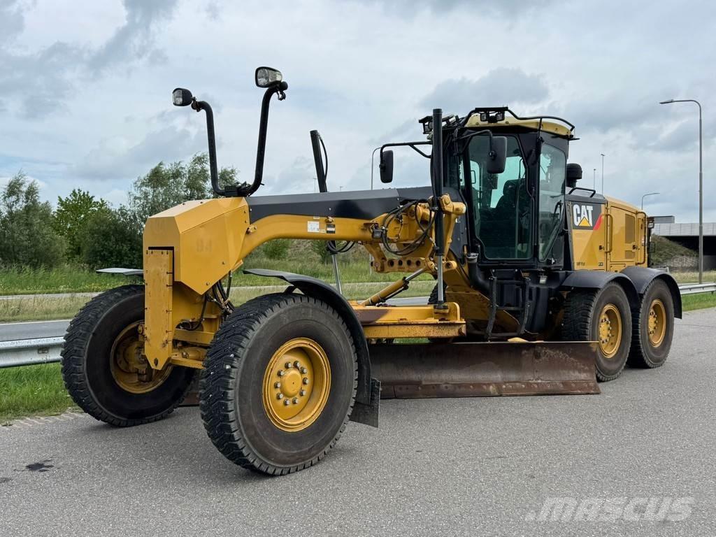 CAT 140M2 Gréderek