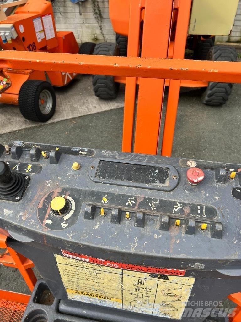 JLG AJ450 Karos emelők