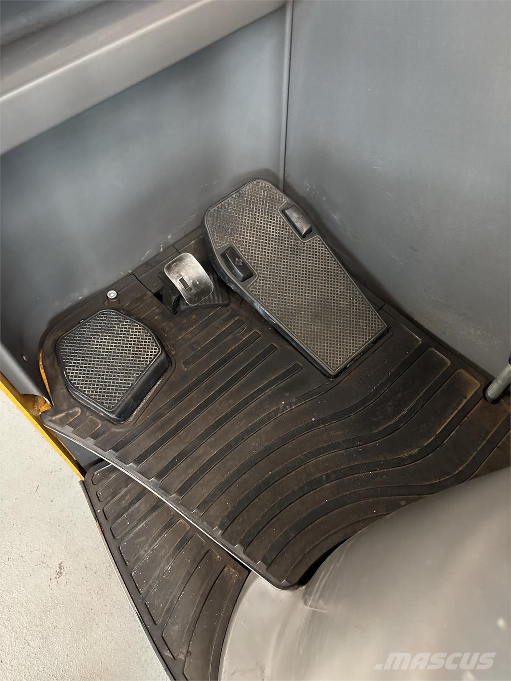 Atlet UMS200 Tolóoszlopos targonca