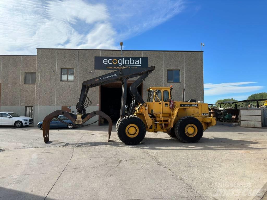 Volvo L 160 Gumikerekes homlokrakodók