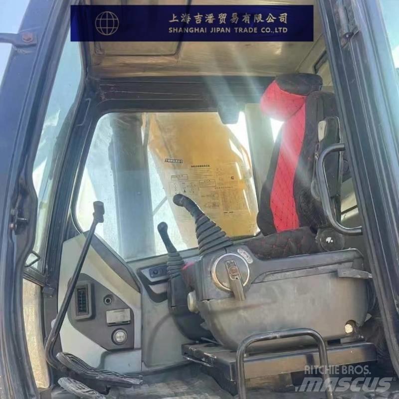 Hyundai 305L Lánctalpas kotrók