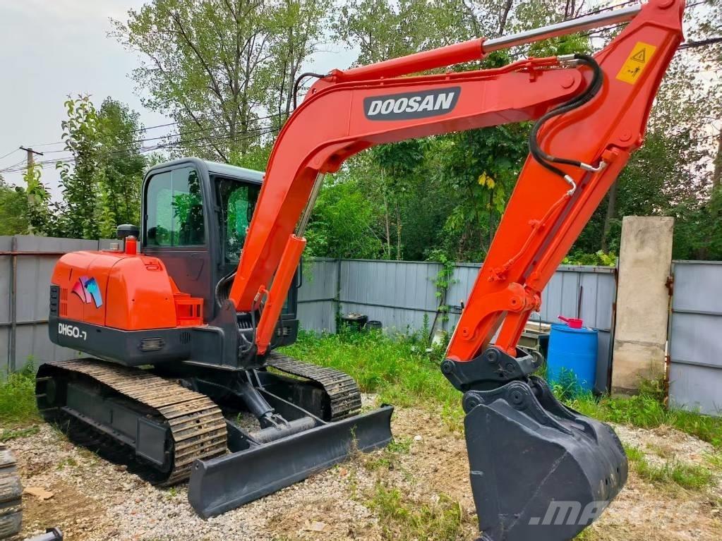 Doosan DH 60-7 Mini kotrók < 7t