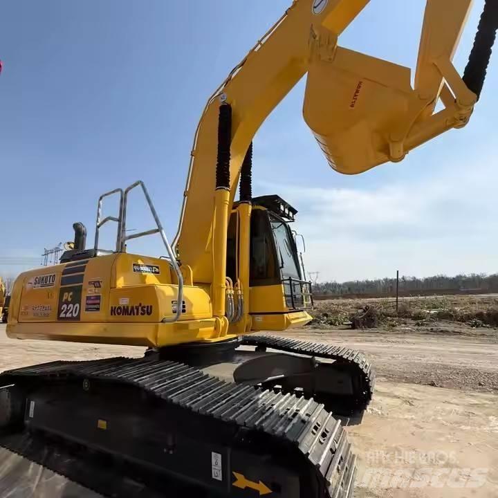 Komatsu PC220-8 Lánctalpas kotrók