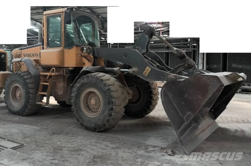 Volvo L 90 E Gumikerekes homlokrakodók