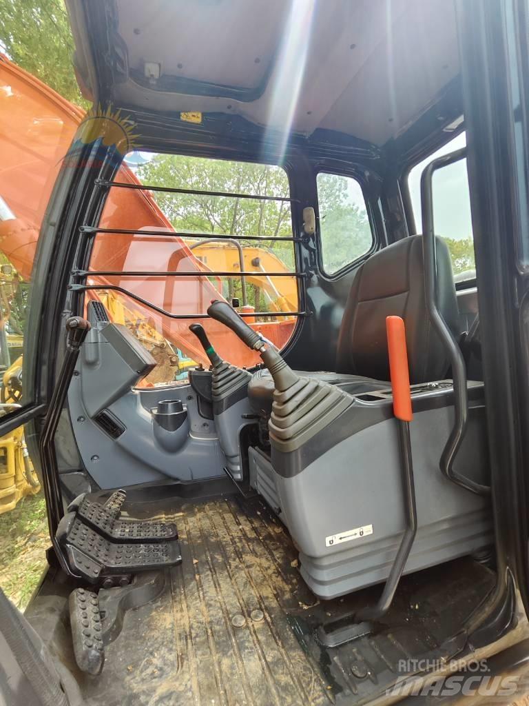 Hitachi ZX 120 Lánctalpas kotrók