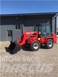 Manitou AS90 Gumikerekes homlokrakodók