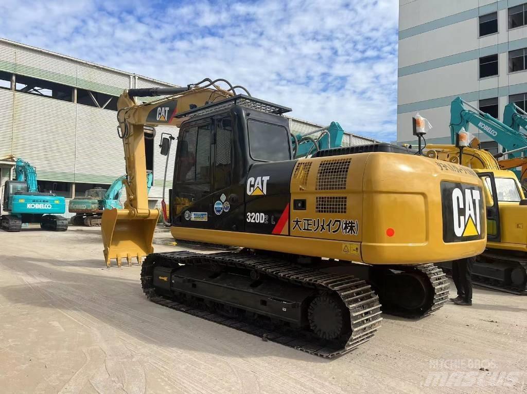 CAT 320 D Lánctalpas kotrók