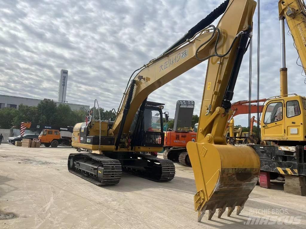 CAT 320 D Lánctalpas kotrók