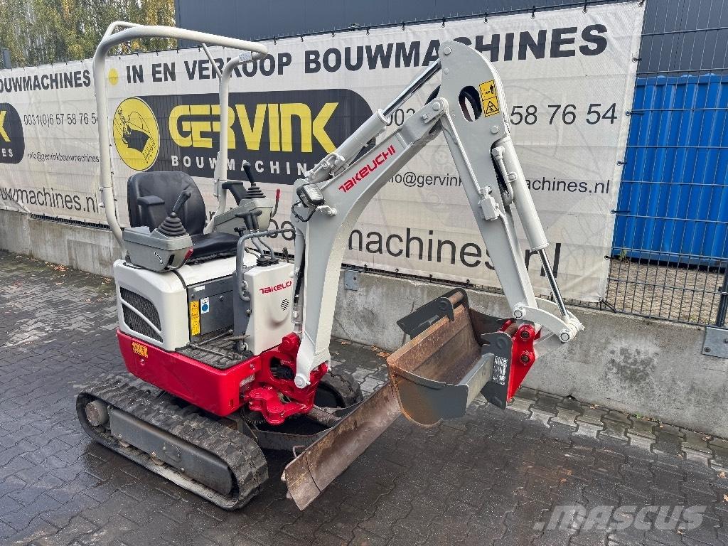 Takeuchi TB 210 Mini kotrók < 7t