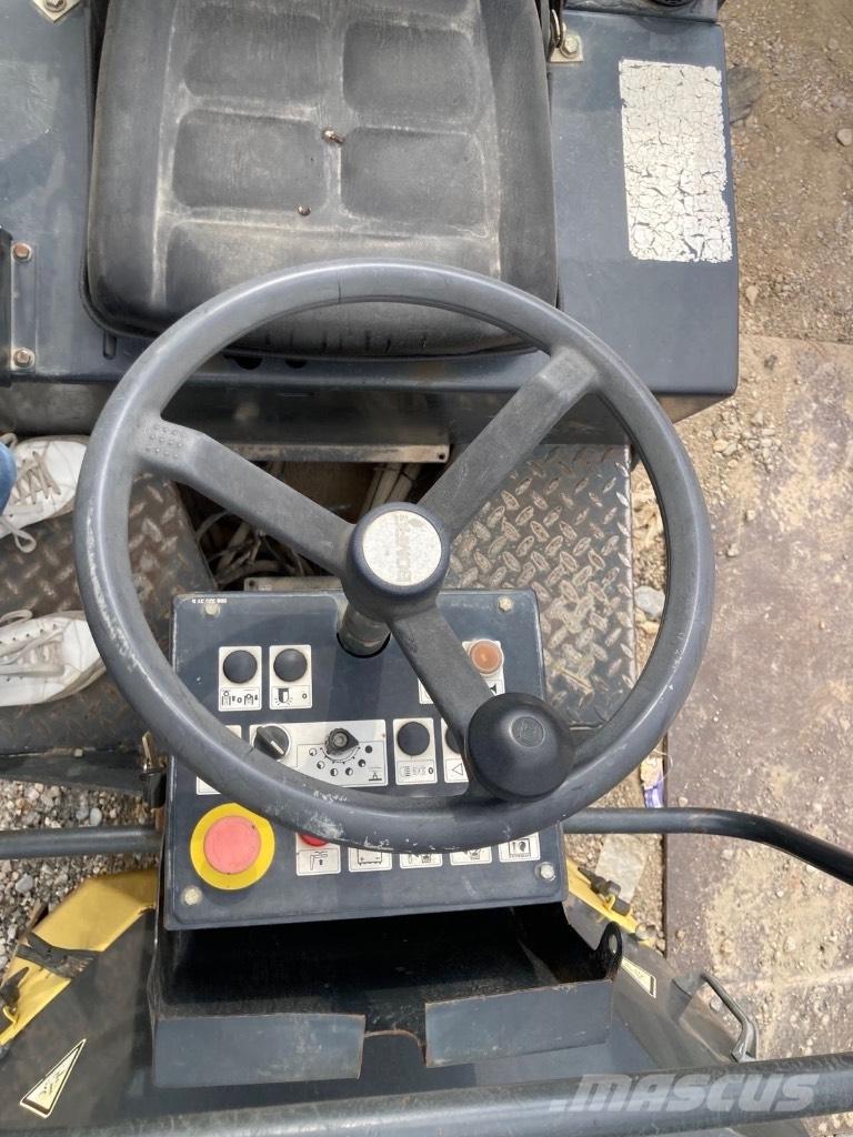 Bomag BW 100 AD-3 Ikerdobos hengerek