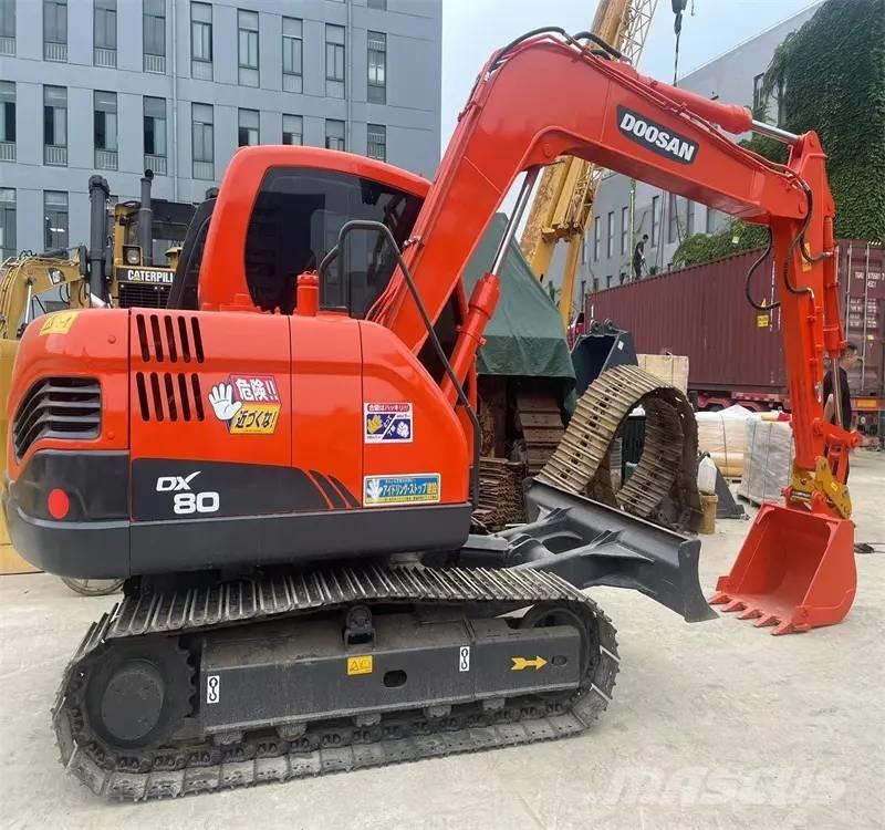 Doosan DX80 Közepes (midi) kotrók 7 t - 12 t