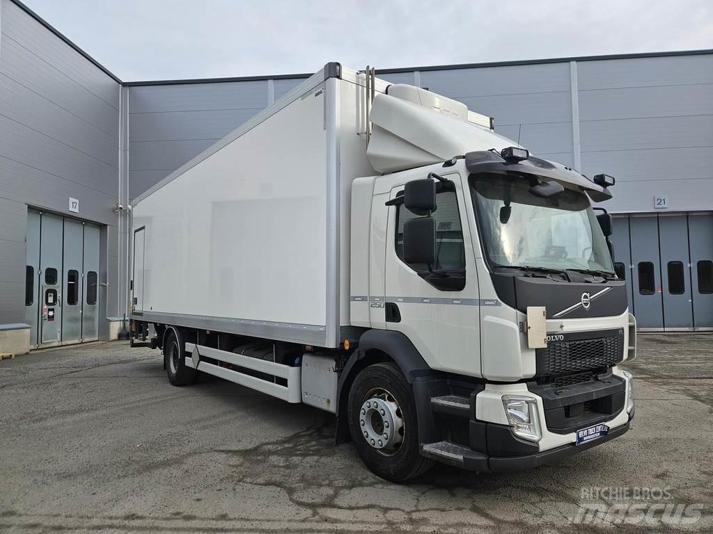 Volvo FL Dobozos teherautók