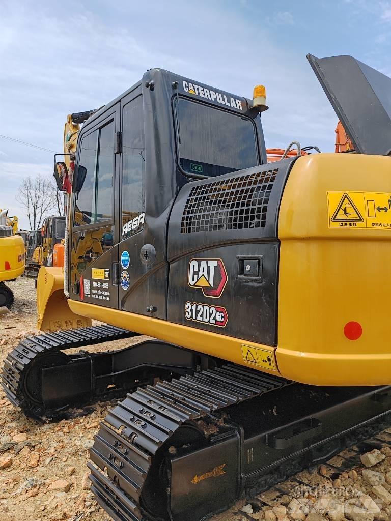 CAT 312D2GC Közepes (midi) kotrók 7 t - 12 t
