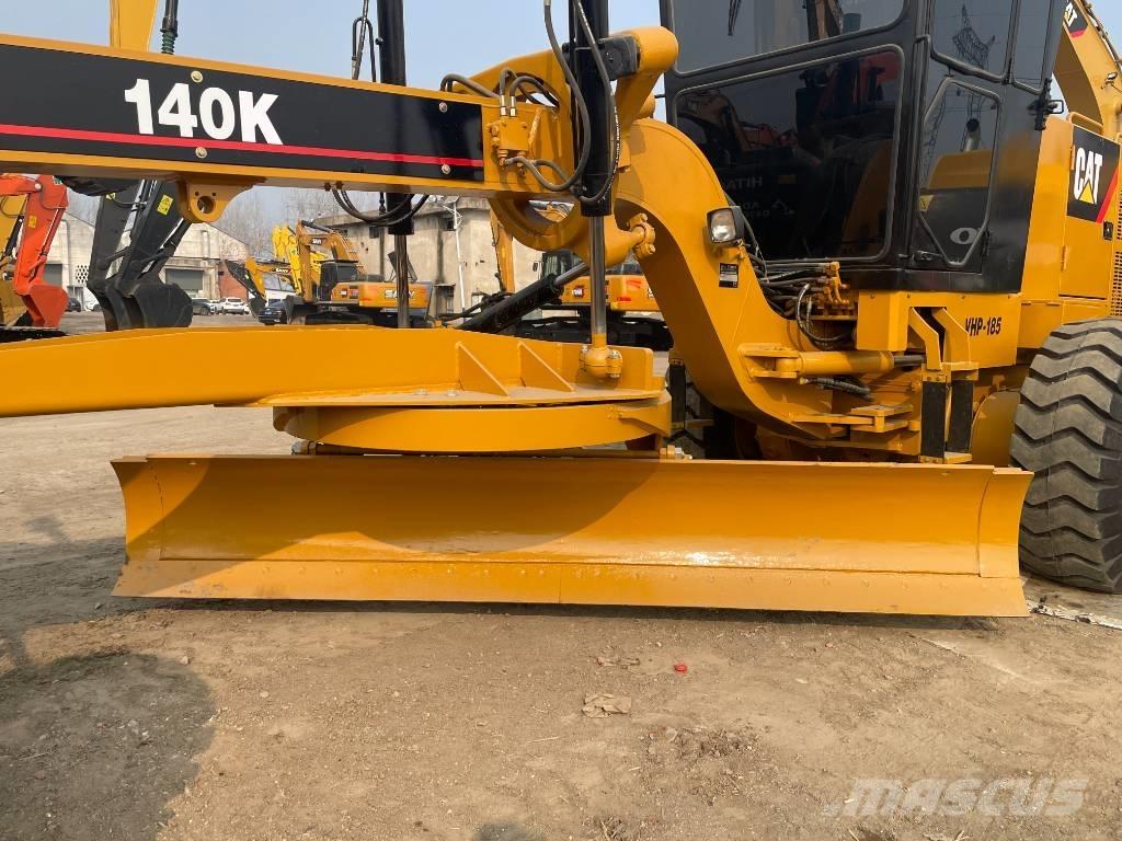 CAT 140 K Gréderek