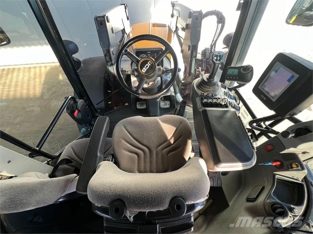 JCB Fastrac 4160 Traktorok