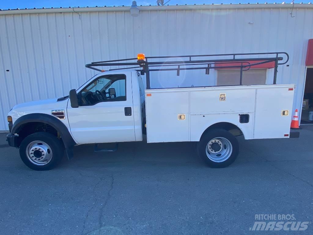 Ford F 550 Közúti karbantartó haszongépek