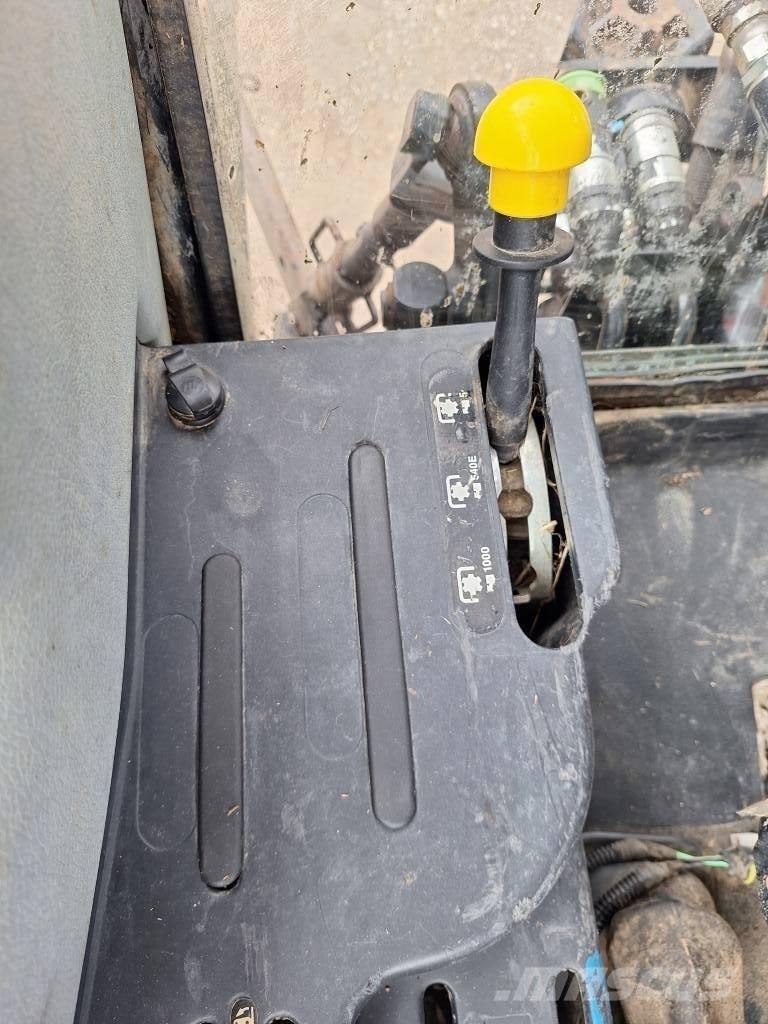 New Holland T 5040 Traktorok