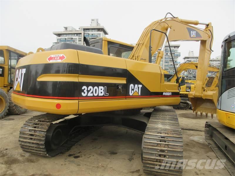 CAT 320 B L Lánctalpas kotrók