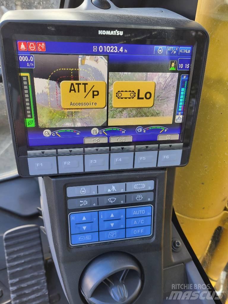 Komatsu PC210LC-11 Lánctalpas kotrók