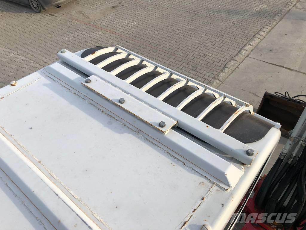 Takeuchi TB175W Gumikerekes kotrók