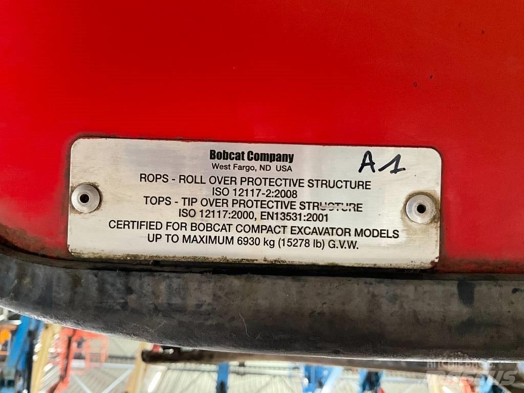 Bobcat E 35 / E 50 Vezetőfülke és belső tartozékok