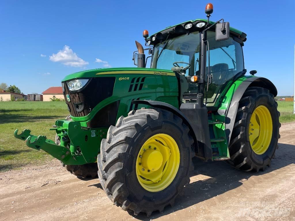 John Deere 6140 R Traktorok