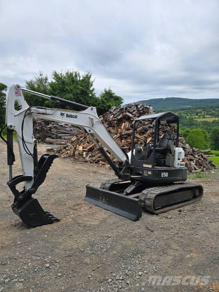 Bobcat E 50 Mini kotrók < 7t