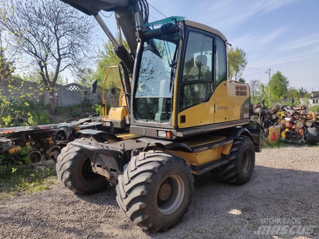 Volvo EW 140 C Gumikerekes kotrók