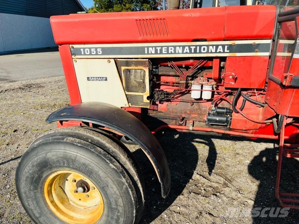 International 1055 Traktorok