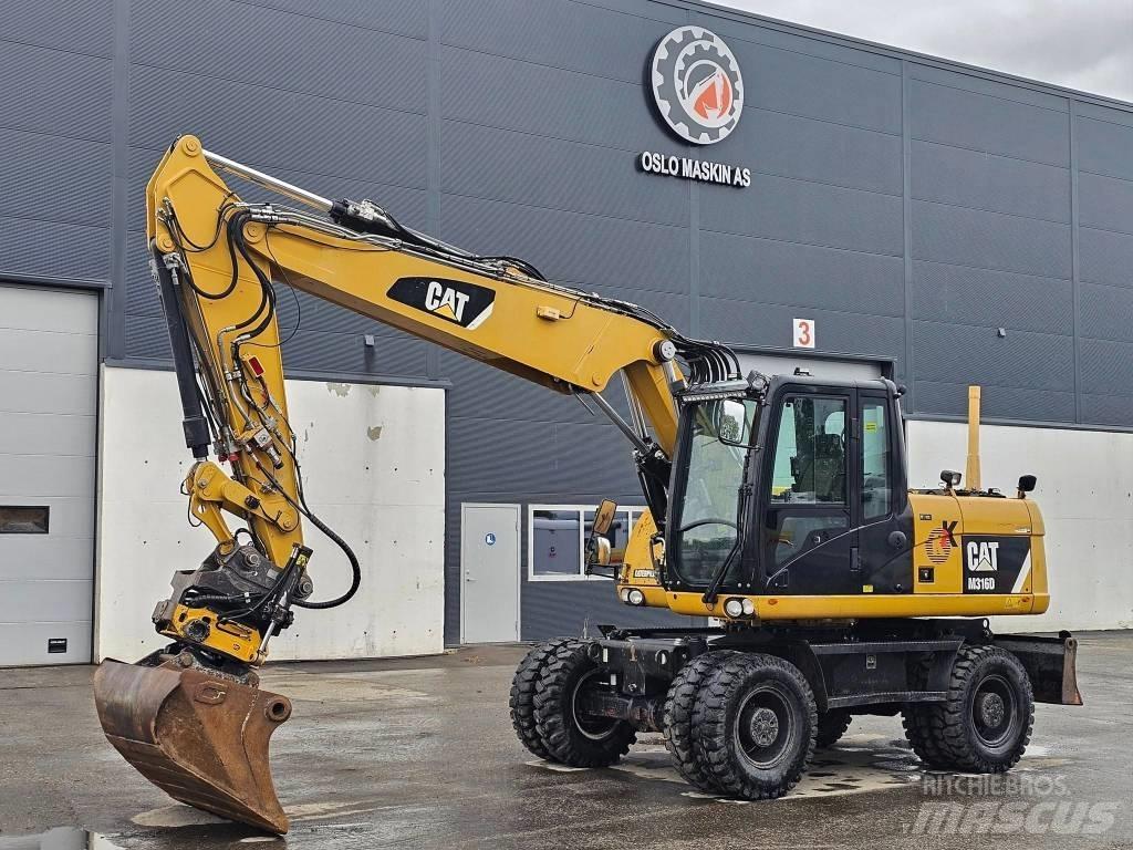 CAT M 316 D Gumikerekes kotrók