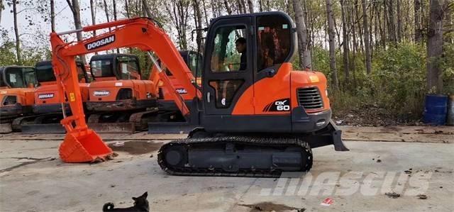 Doosan dx60 Lánctalpas kotrók