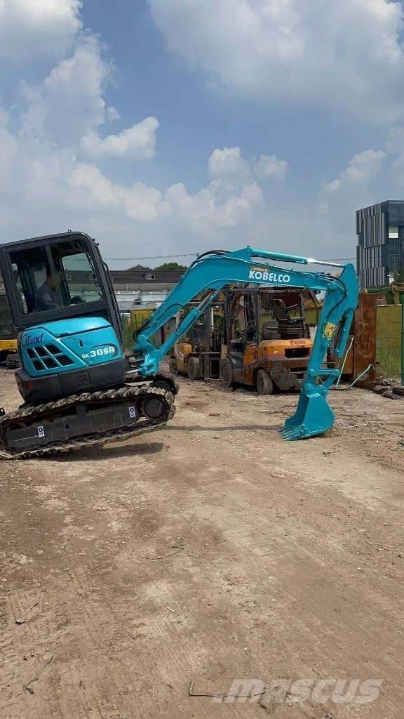 Kobelco SK 30 SR Mini kotrók < 7t