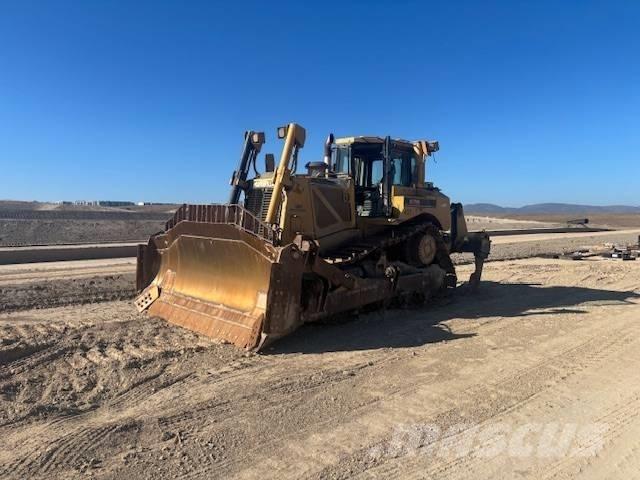 CAT D 8 T lánctalpas dózerek