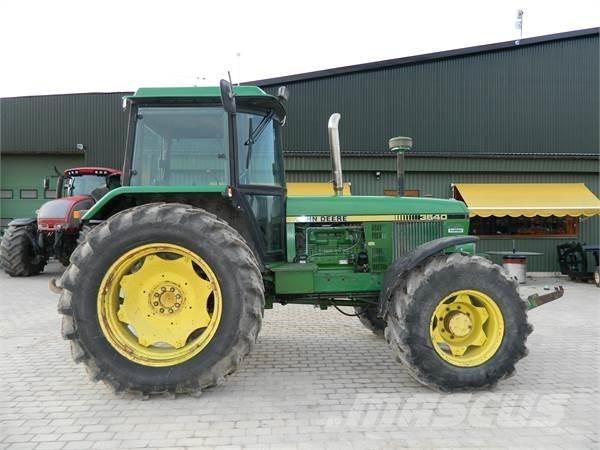 John Deere 3640 Traktorok