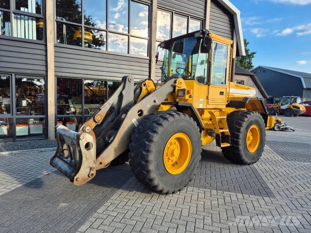 Volvo L 70 C Gumikerekes homlokrakodók