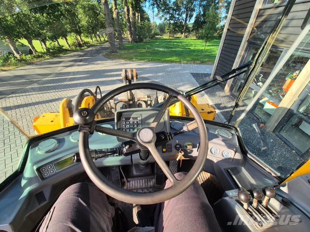 Volvo L 70 C Gumikerekes homlokrakodók