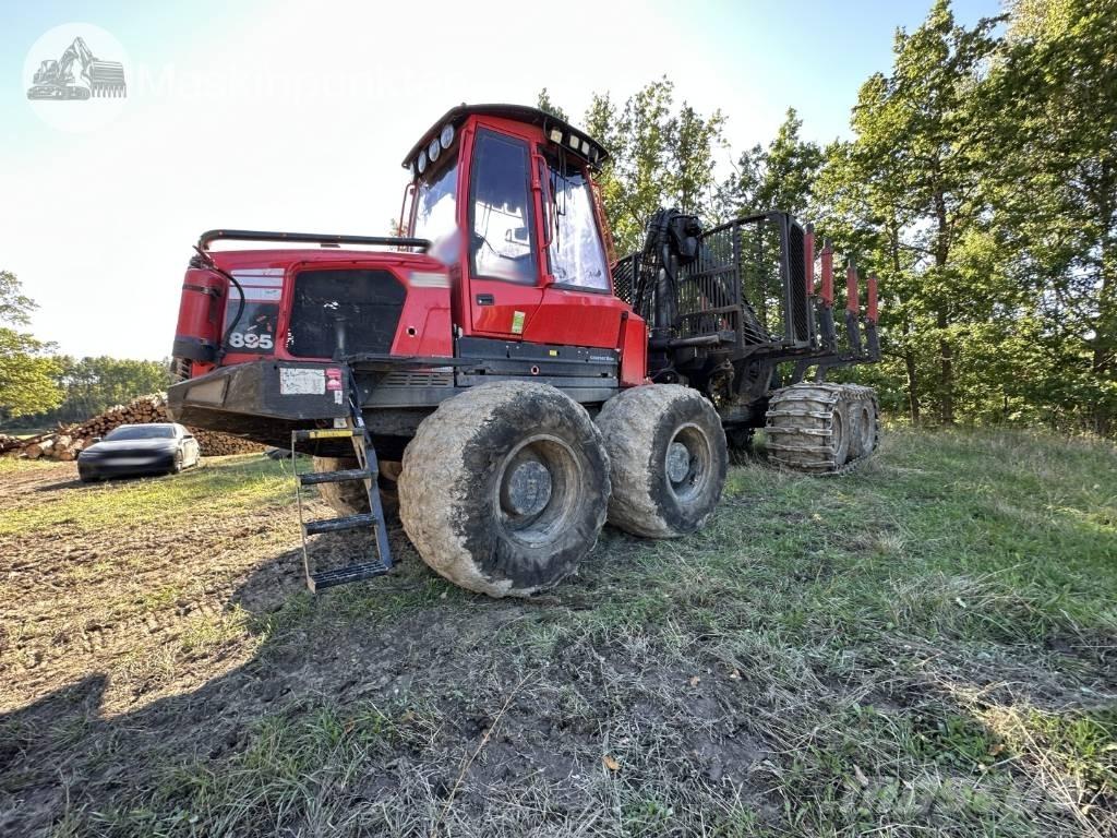 Komatsu 895 Kihordók