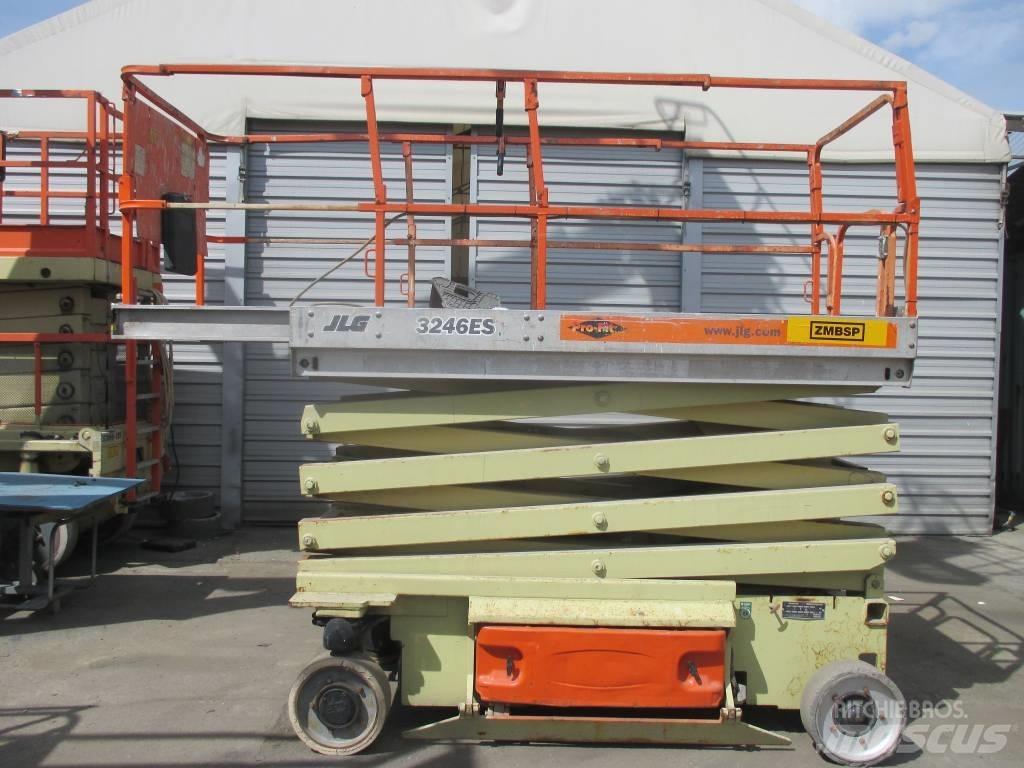 JLG 3246 ES Ollós emelők
