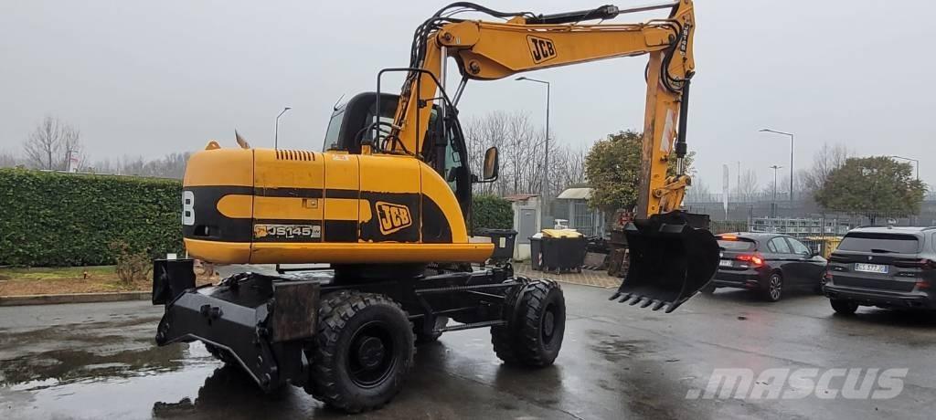 JCB JS 145 W Gumikerekes kotrók