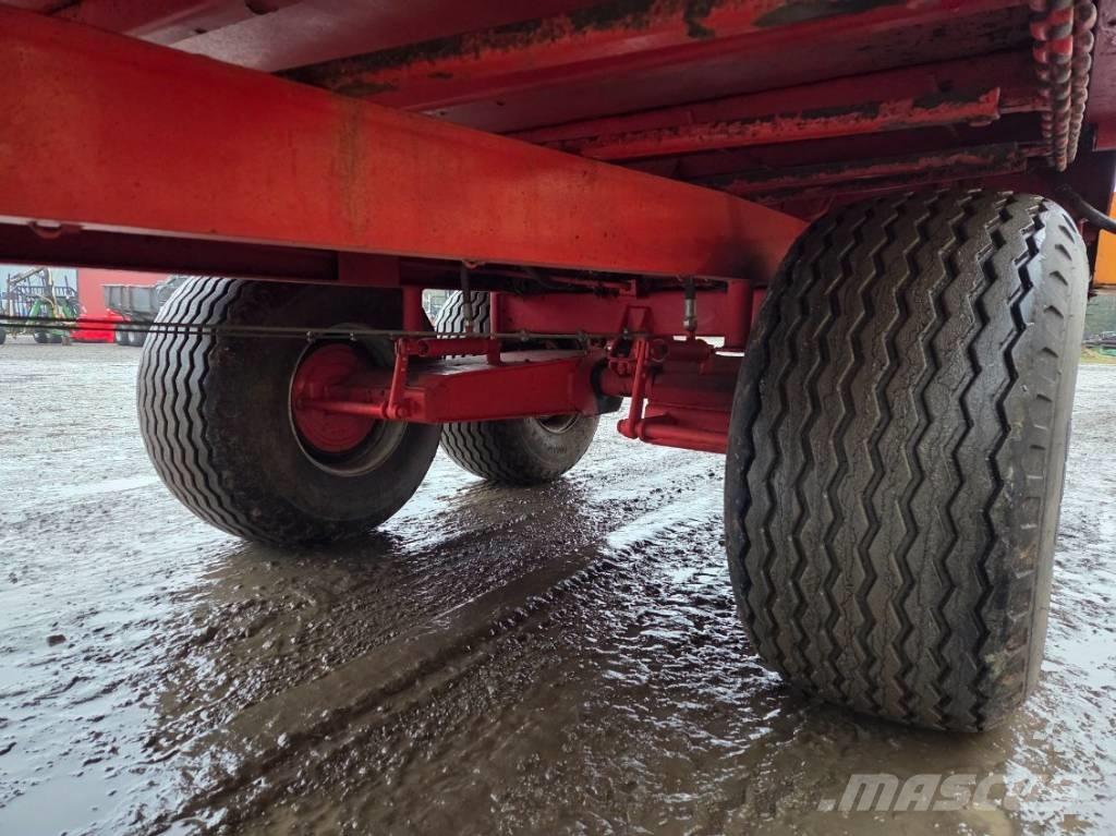 Möre N-218/P Trágyaszóró