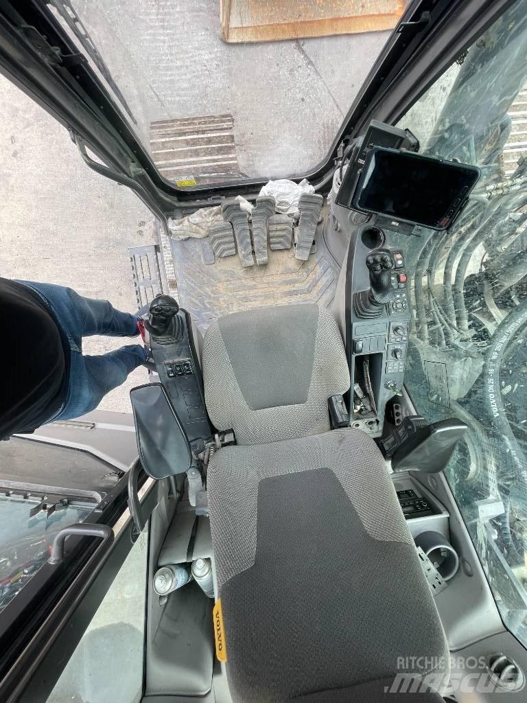Volvo EC 300 EL Lánctalpas kotrók