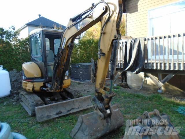 CAT 303 CR Mini kotrók < 7t