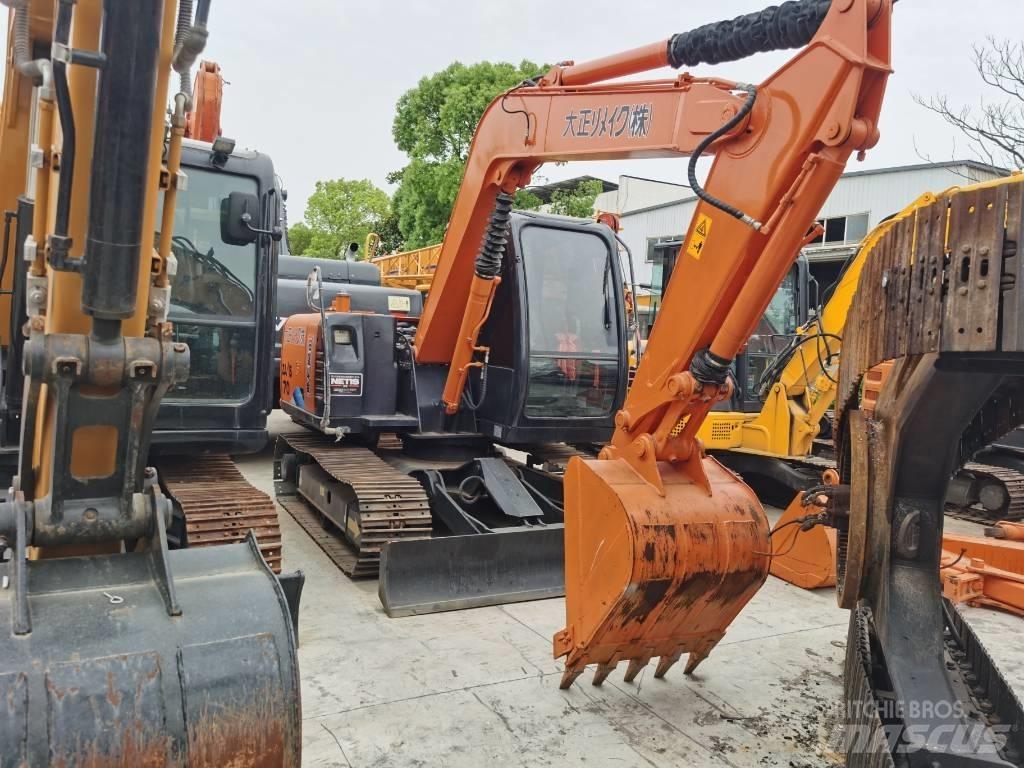 Hitachi ZX 70 Lánctalpas kotrók