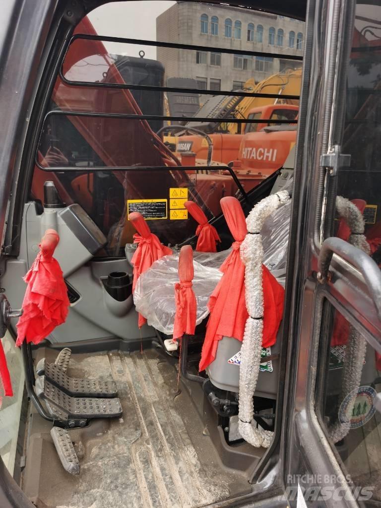 Hitachi ZX 70 Lánctalpas kotrók